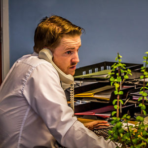 13780167005_80f1894253_customer-service-300x300